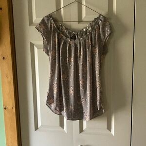 Lauren Conrad peasant style top gray floral lightweight flowy women’s small